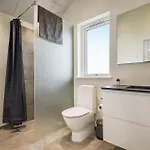 Amazing home in Glesborg w/ WiFi&7 Bedrooms Casa vacanze *