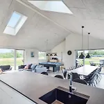 Amazing home in Glesborg w/ WiFi&7 Bedrooms Casa vacanze Glesborg