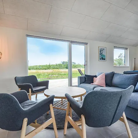 Casa vacanze Amazing home in Glesborg w/ WiFi&7 Bedrooms