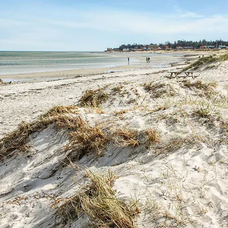 7 Bedroom Cozy In Ferienhaus Glesborg